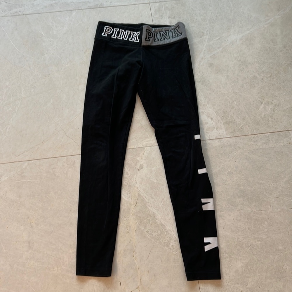 PINK black yoga logo legging size small